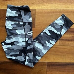 Reebok Camo Cropped Leggings